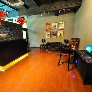 The Travotel Suites